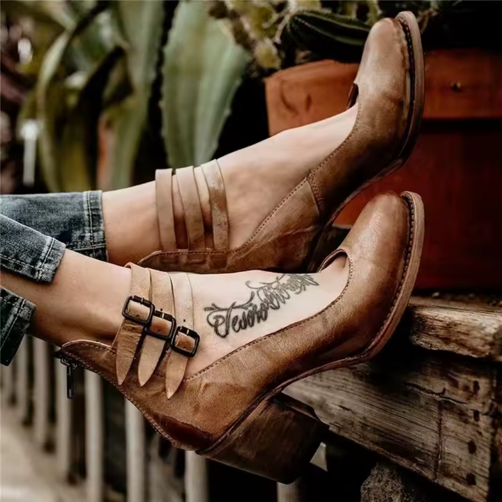 Vintage-Inspired Pumps with Ankle Strap and Chunky Heel