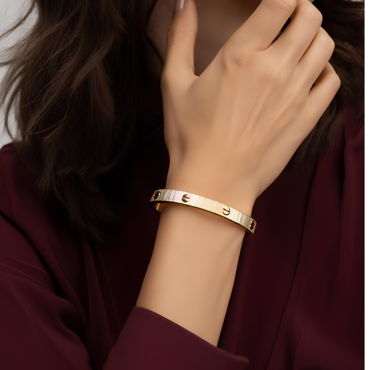 Flexible Love Bracelet