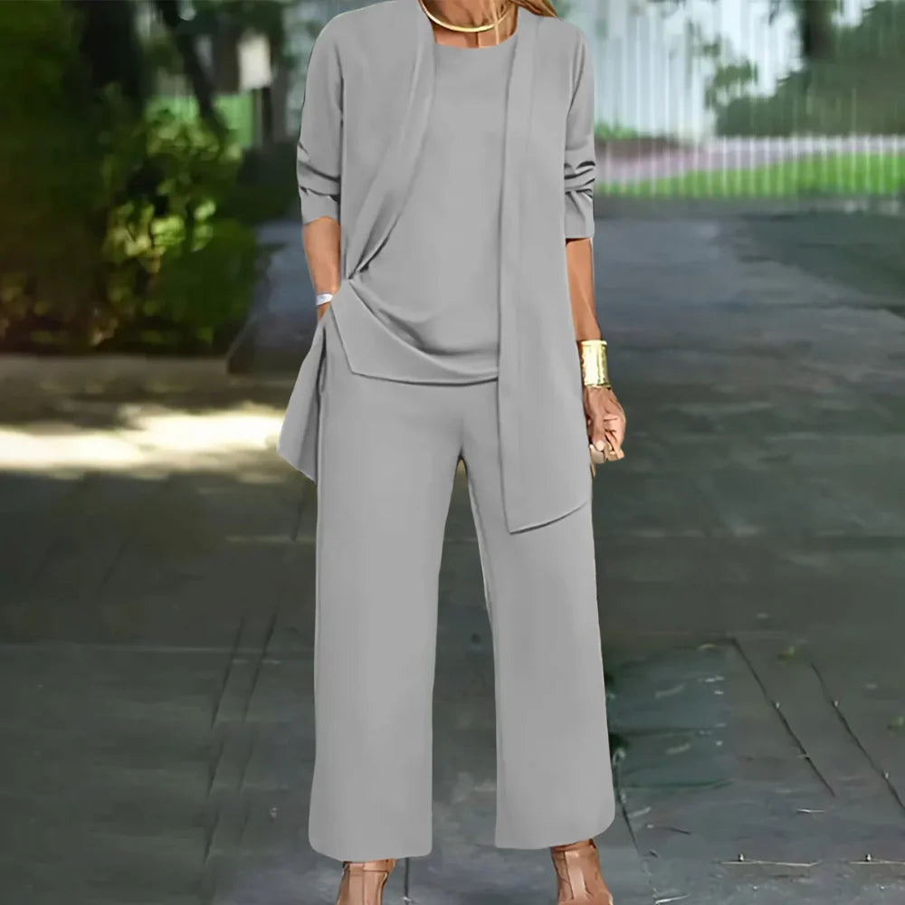 Elegant Three-Piece Pantsuit for Women
