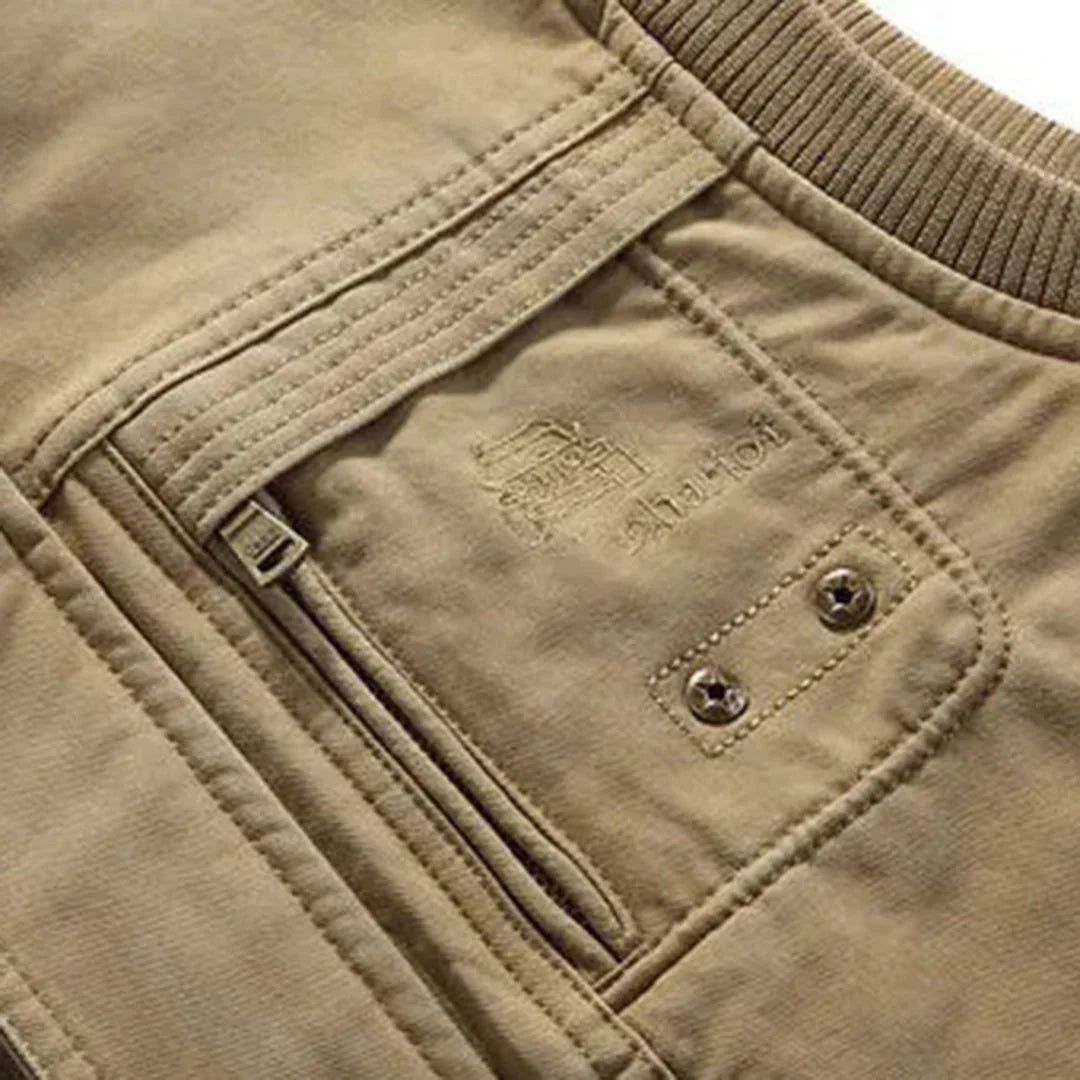 Functional Men's Vest with Multiple Pockets